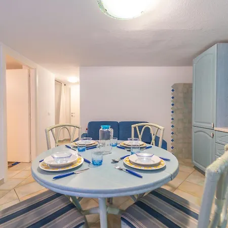 Apartment Brorent Alba *